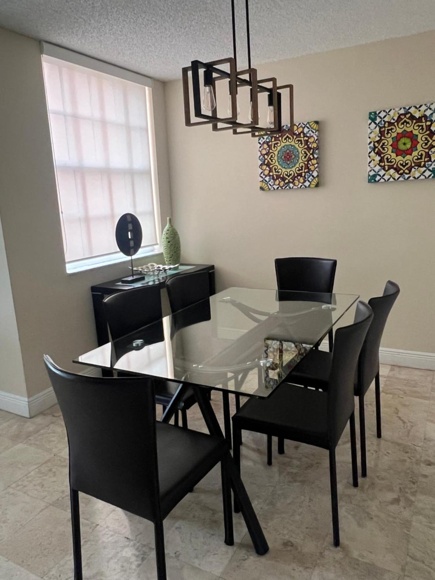 Renovated 2/2 Unit At Yacht Club/Aventura Apartment Exterior photo