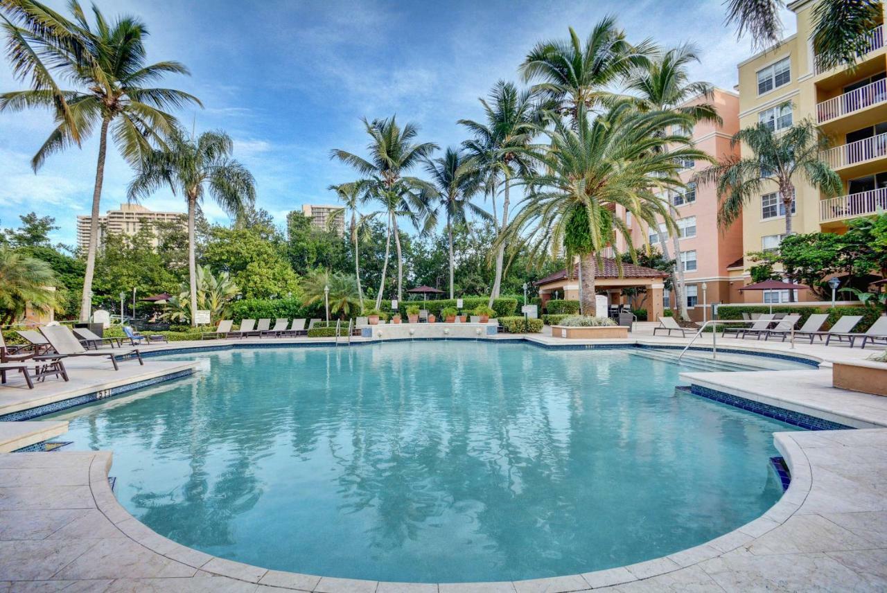 Renovated 2/2 Unit At Yacht Club/Aventura Apartment Exterior photo