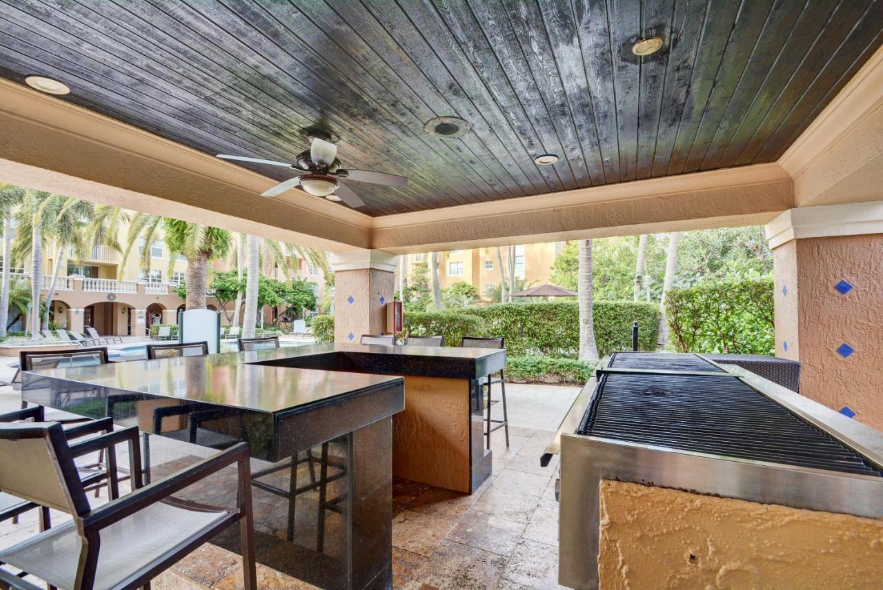 Renovated 2/2 Unit At Yacht Club/Aventura Apartment Exterior photo